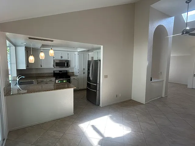 11577 Bryn Mawr Ave — Photo 4