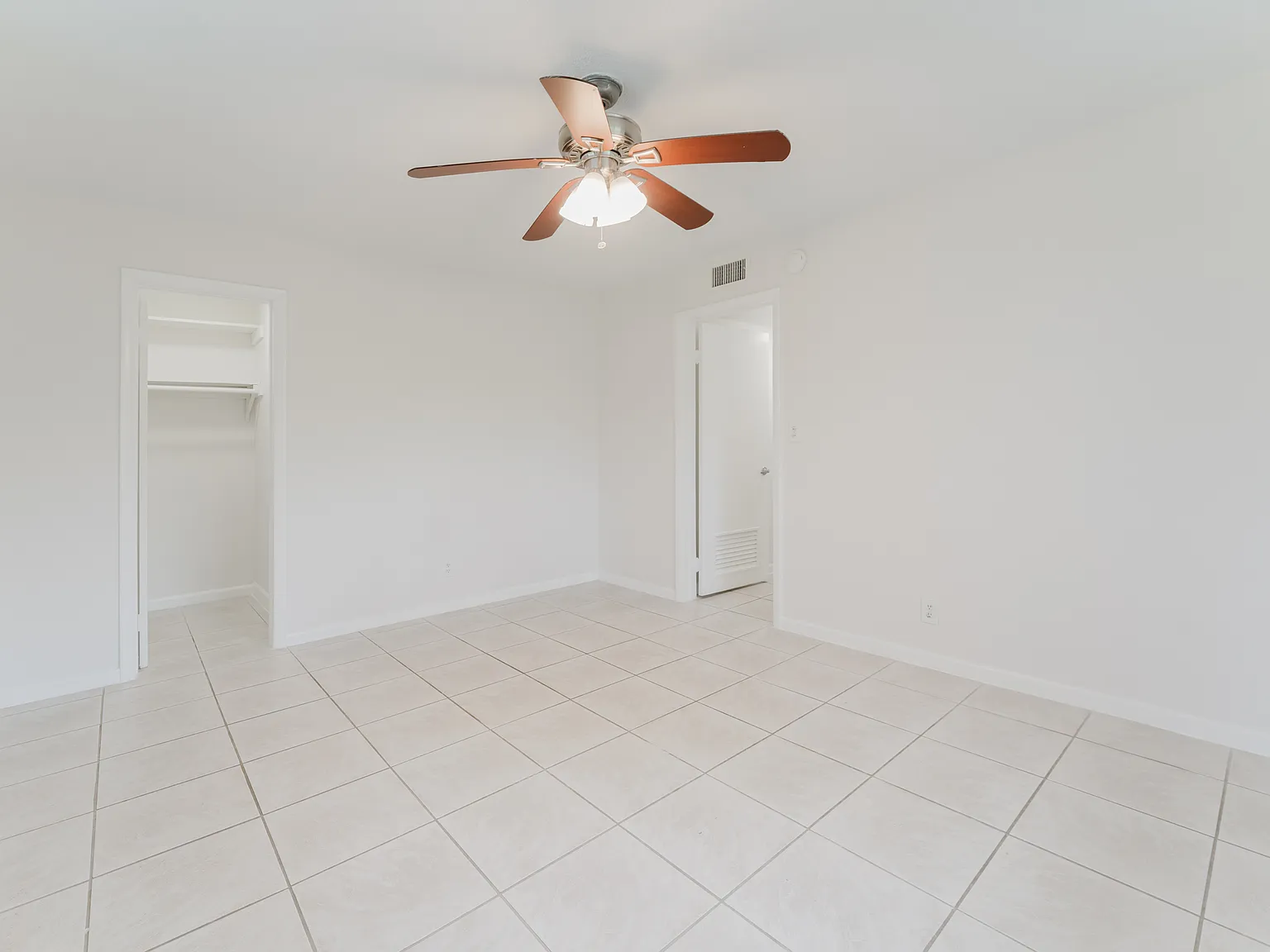 1 bed, 750 sqft, $1,900 — Photo 3