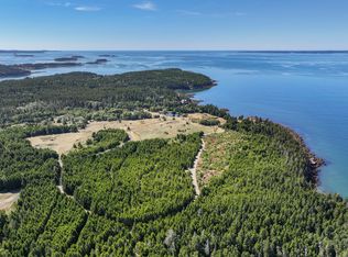 30 Olmsted Ln, Deer Isle, ME 04627