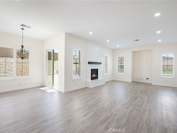 2nd image of 3086 Crystal Ridge Ln