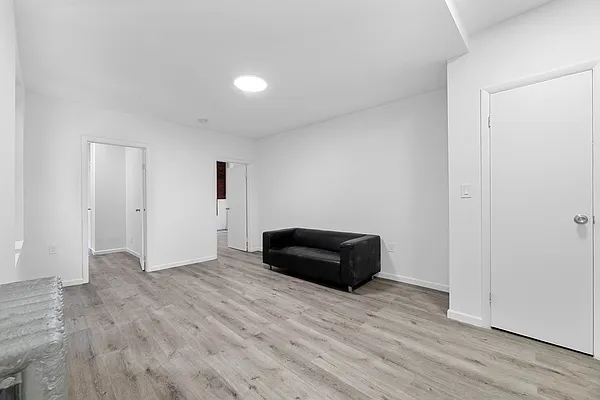 Rented by REAL New York | media 20