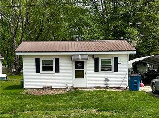 806 Liberty Ave, Newton, IL 62448