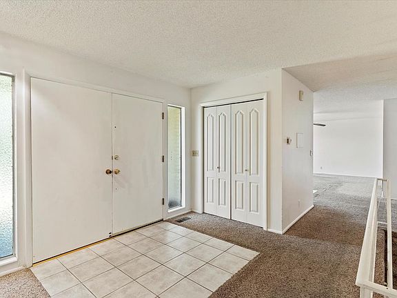 5th image of 2608 N Pierce Ave E