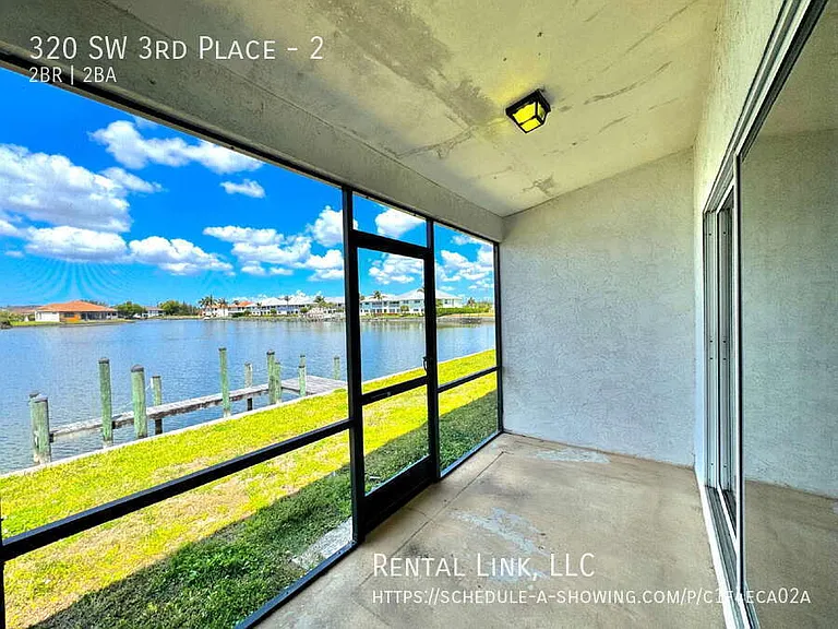 320 SW 3rd Pl #2 — Photo 34