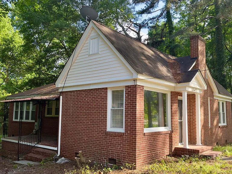 1312 Winyah Dr — Photo 2