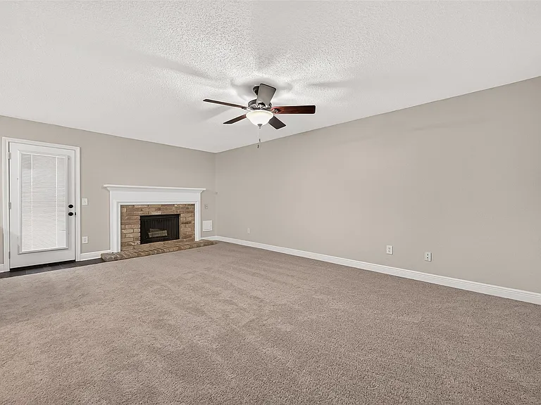 3003 Mast Ct — Photo 14