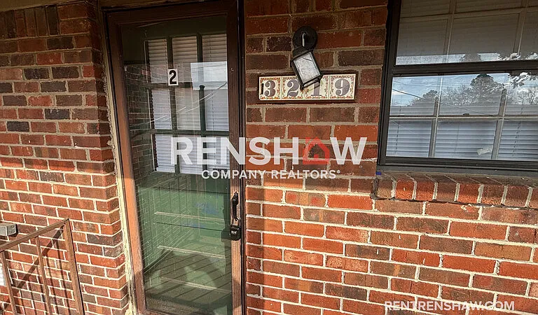 3219 Thirteen Colony Mall #2B — Photo 10