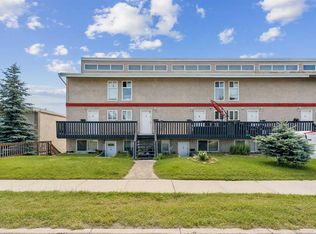 3726 E Centre St NE #13, Calgary, AB T2E 2Y3