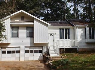 8005 Sumit Wood Dr NW, Kennesaw, GA 30152