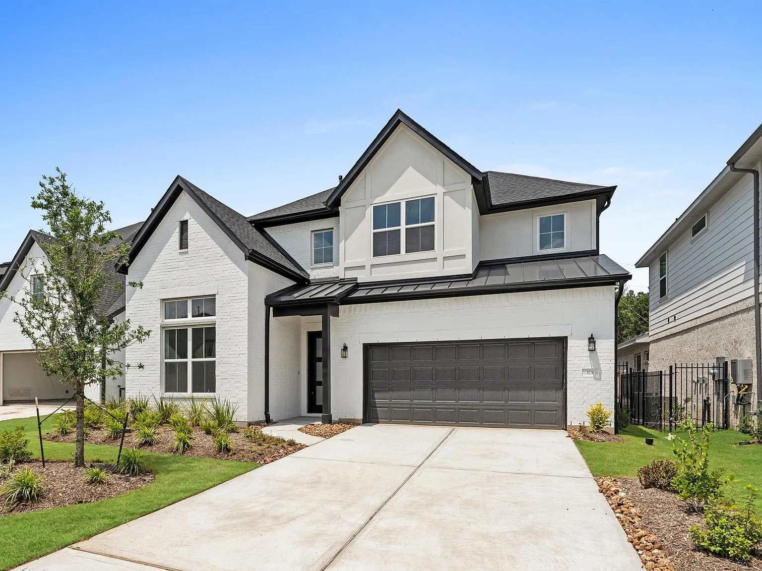 4 bed, 3.5 bath, 3104 sqft, $4,850 — Photo 2