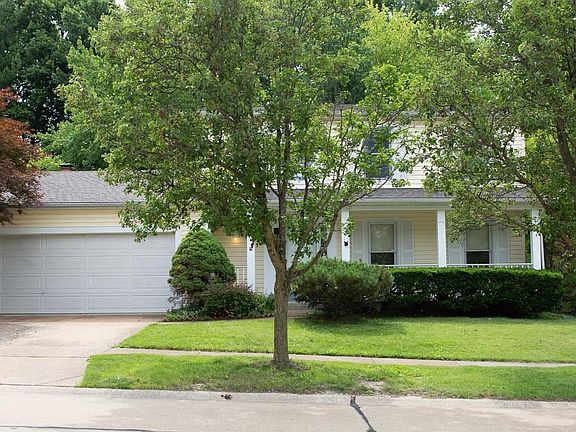 2nd image of 1024 Riverwood Place Dr