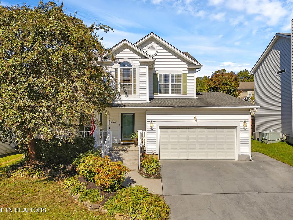 1st image of 8135 Robins Nest Ln