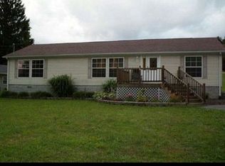119 Joe Cooper Farm Rd, White Oak, WV 25989