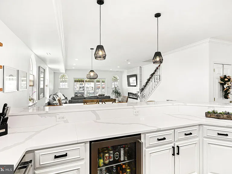 536 W Montgomery Ave — Photo 16