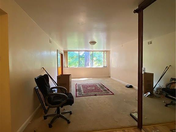 2nd image of 523 Colony Dr #523