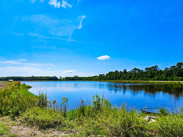 565 Hidden Lake Retreat, Walterboro, SC 29488