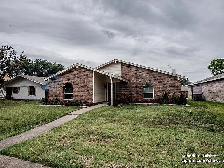 2829 Lancer Ln — Photo 3