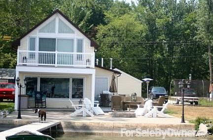 Front of Cottage
						:
						73 Freet of Frontage