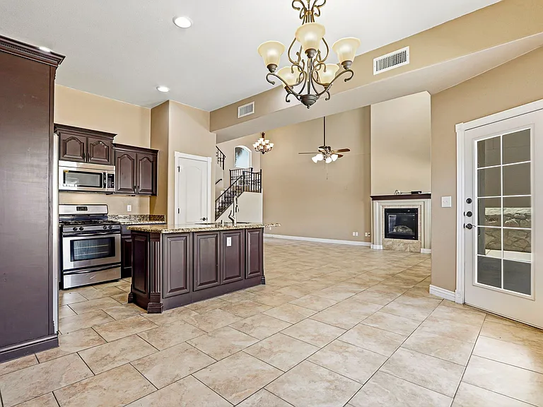 3727 Grand Bahamas Dr — Photo 14