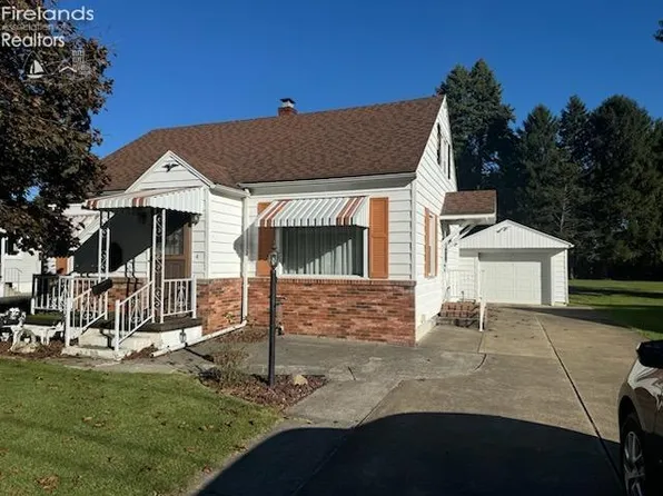 249 Madden St, Bellevue, OH 44811