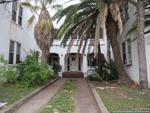 1st image of 133 W Woodlawn Ave APT 3