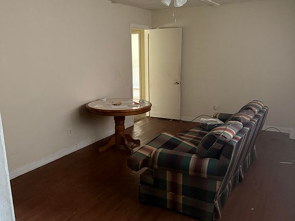 5th image of 2939 Shelby Drive