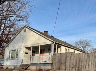 507 W Reynolds St, Newton, IL 62448