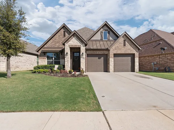 15532 Pioneer Bluff Trl, Roanoke, TX 76262