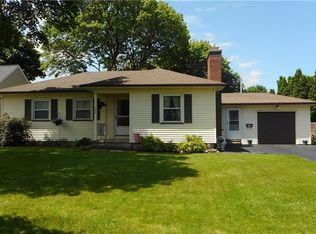 197 Sierra Dr, Rochester, NY 14616