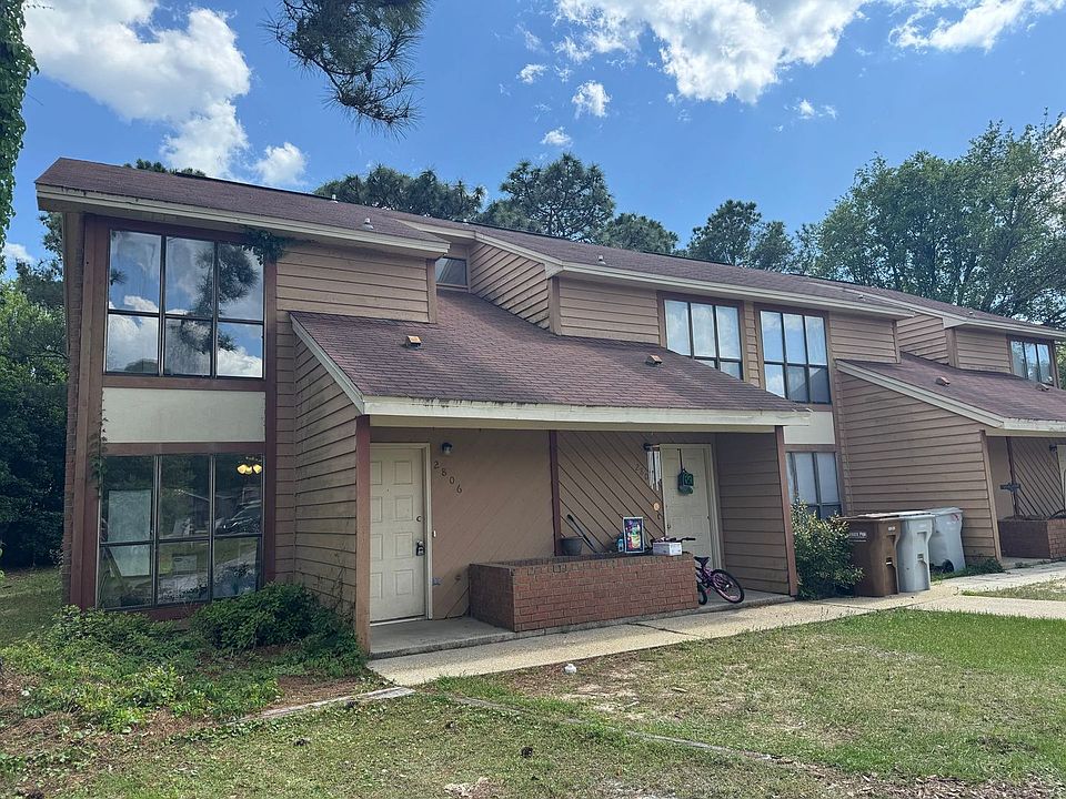 1st image of 2806 Villa Woods Cir