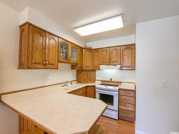 4th image of 4497 S Edgeware Ln