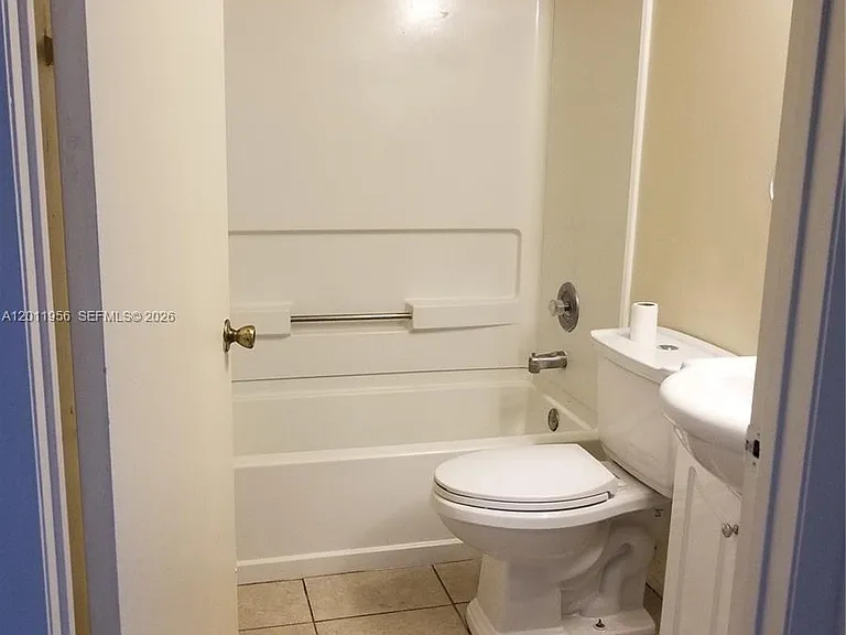 15241 SW 80th St #201 — Photo 11