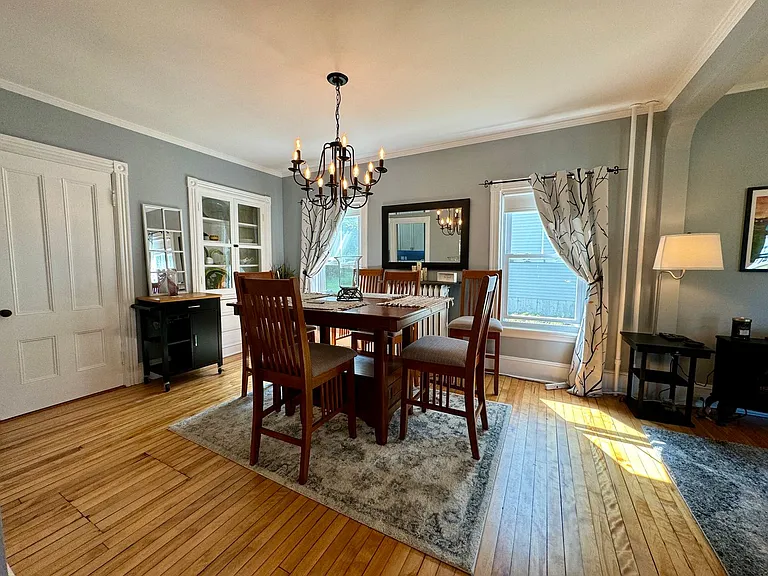 286 Pine St — Photo 4