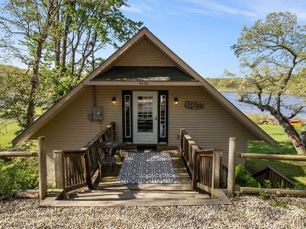 9458 Edwin Markham Dr