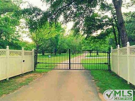 1st image of 8227 Laurel Kay Ln