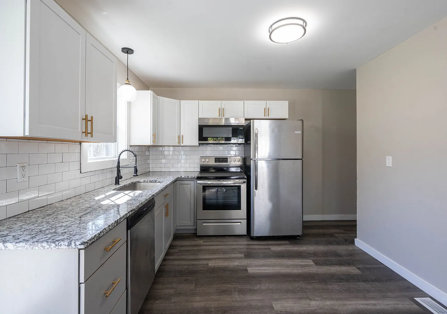 Newly renovated 3 bed and 1 bath house in kingsport — Photo 3