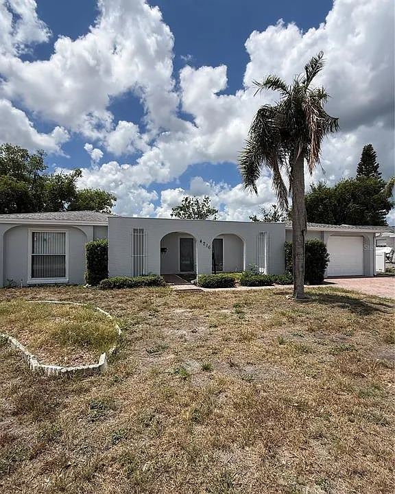 4216 Hillsdale Dr