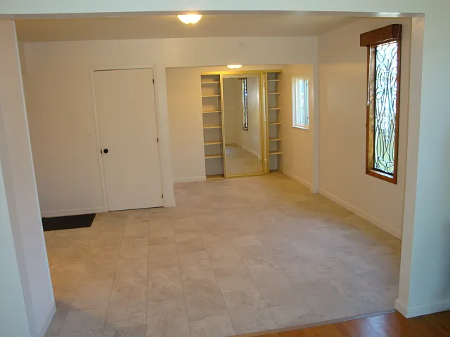 851 Standish Rd — Photo 11