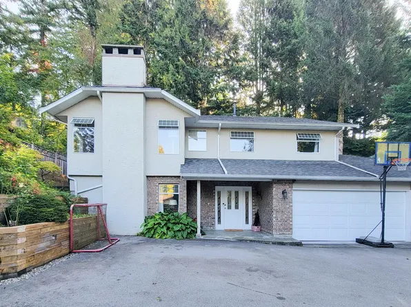 3595 Wellington Cres, North Vancouver, BC V7R 3B3
