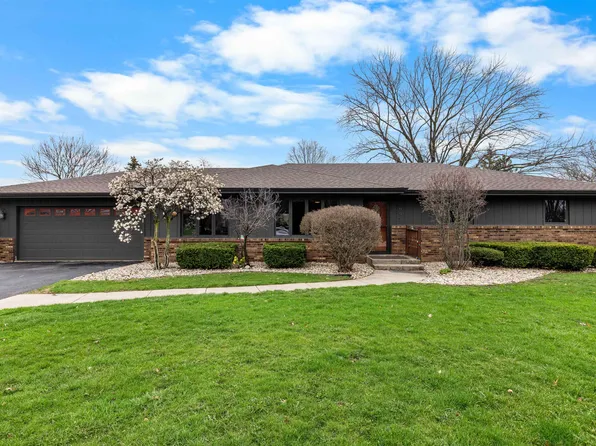 1692 Ben Franklin Rd, Rockford, IL 61108