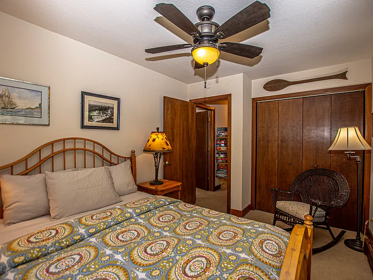 725 Balsam Ln — Photo 31