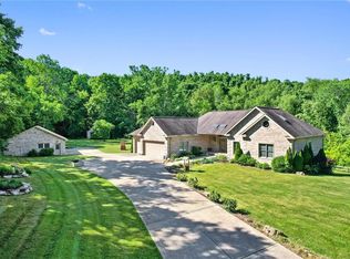 216 Marshall Rd, Oakdale, PA 15071