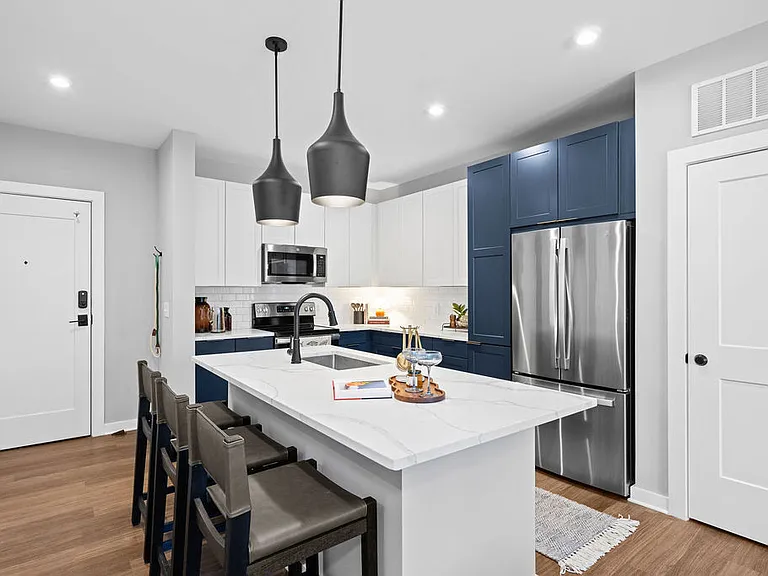 The Rowe at Commonwealth — Photo 41