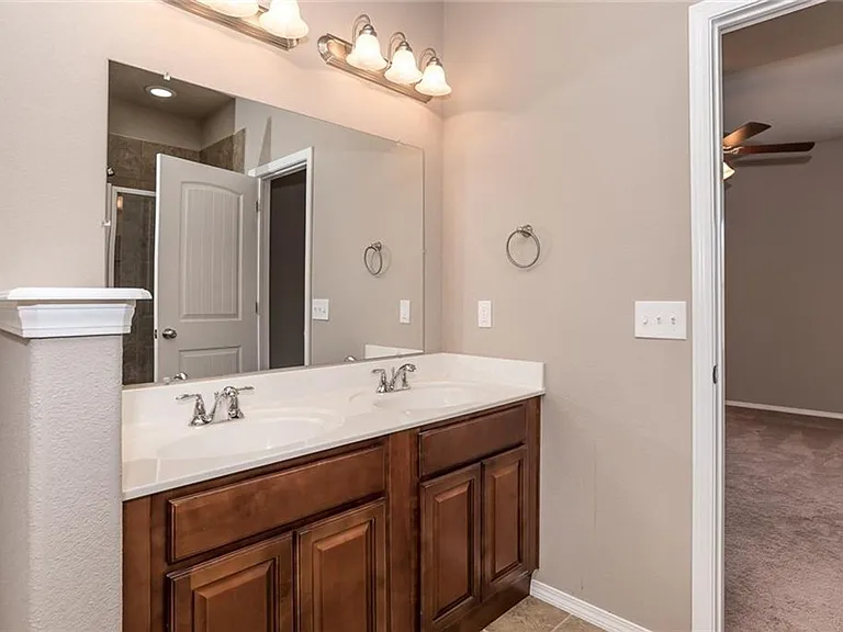 408 Driftwood Ave — Photo 14