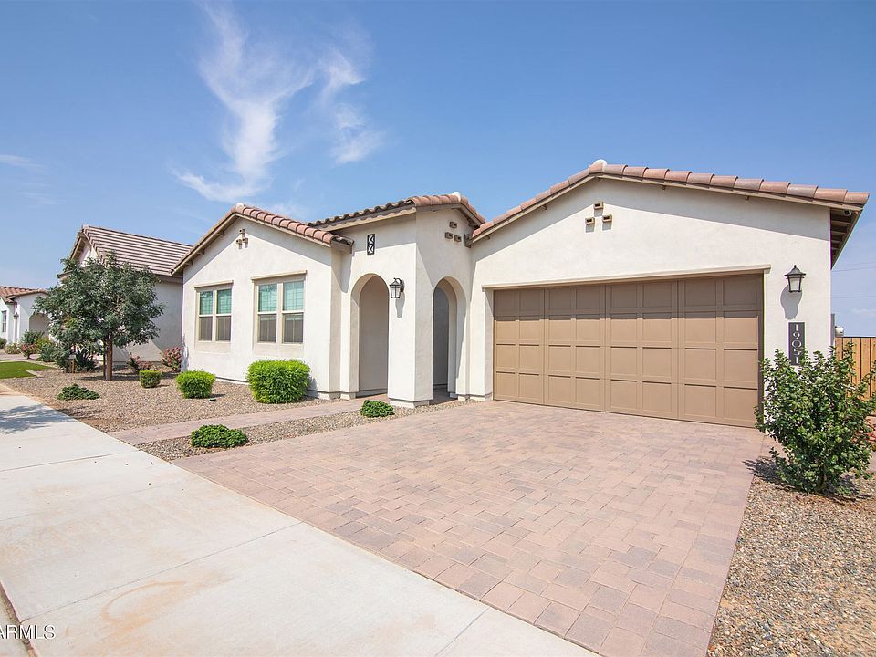 1st image of 19051 S 211th Way