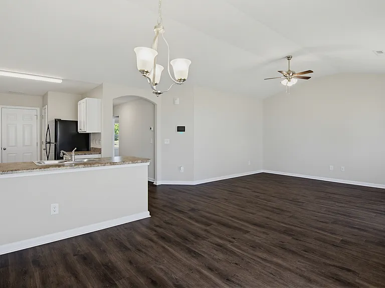 191 Steamboat Ln — Photo 5