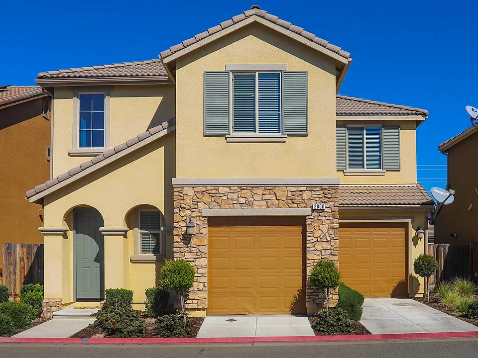 2050 E Christensen Dr