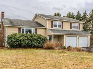80 Woodfield Xing, Glastonbury, CT 06033