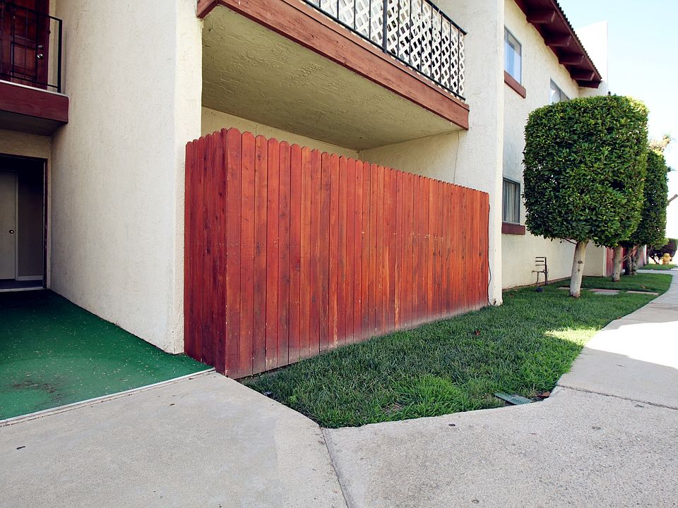 1st image of 23647 Golden Springs Dr #G-4
