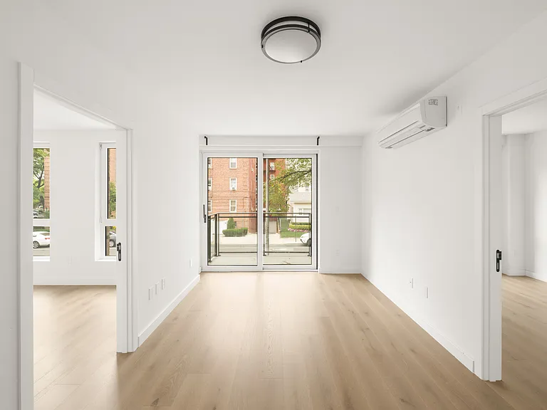 618 Avenue H #2C — Photo 1